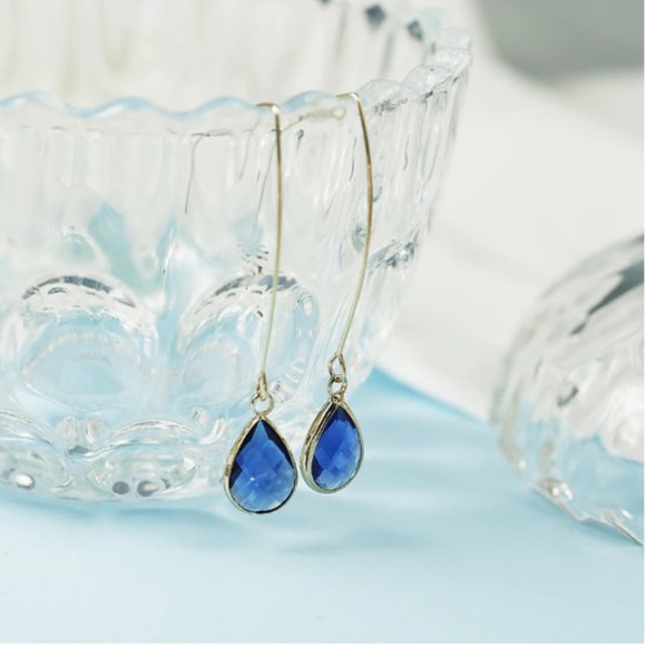 "Dollhouse Teardrops" Crystal Drop Pink Earrings - Picture 5 of 8